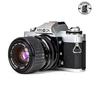 Minolta Minolta X-70 w/ Sigma 35-70mm f/2.8-4 EXCELLENT