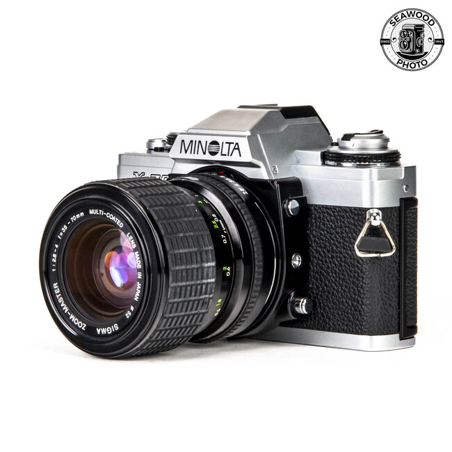 Minolta X-70 w/ Sigma 35-70mm f/2.8-4 EXCELLENT