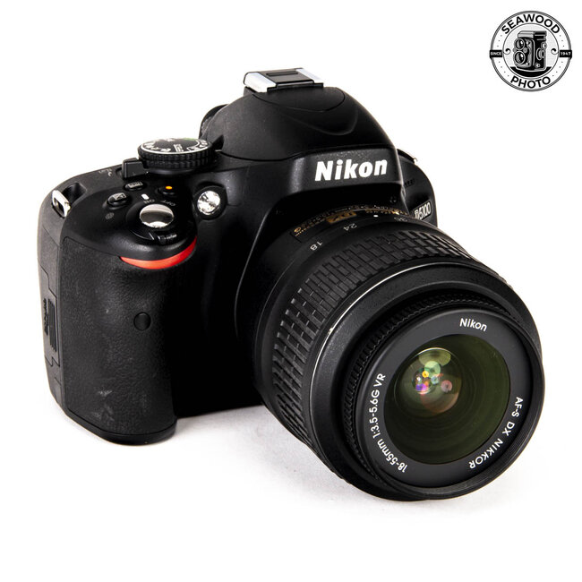 Nikon D5100 16.2mp w/AF-S 18-55mm Low Actuations  EXCELLENT