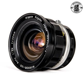 Nikon Nikon Nikkor-UD 20mm f/3.5 Non-AI with HN-9 Shade GOOD