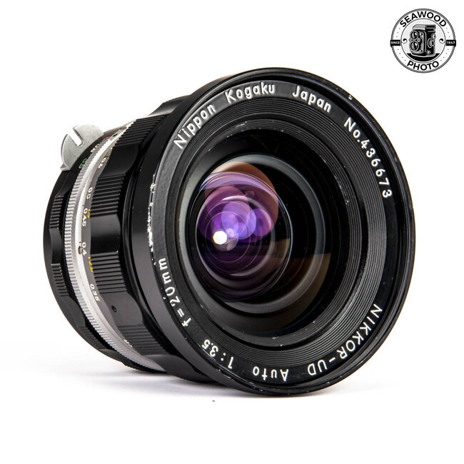 Nikon Nikkor-UD 20mm f/3.5 Non-AI with HN-9 Shade GOOD