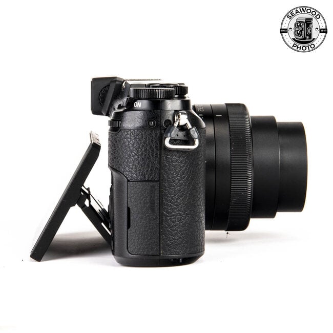 Panasonic Lumix GX85 16MP w/ Lumix 12-32mm GOOD+