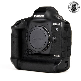Canon Canon 1DX Mark III w/ Extra Batteries and Low Shutter Count EXCELLENT