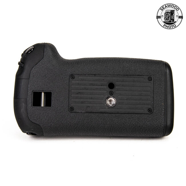 Canon BG-E21 Battery Grip for 6D Mark II LIKE NEW