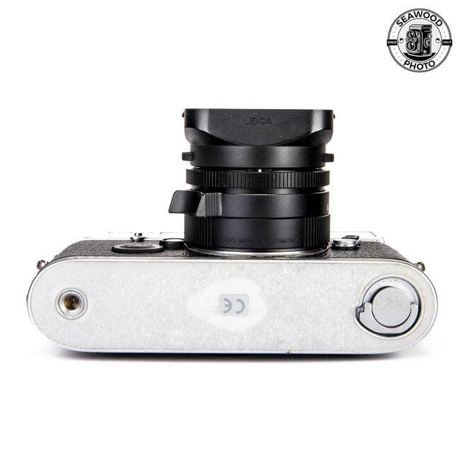 Leica M6 TTL 0.72 with 35mm f/2 Summicron-M ASPH GOOD+
