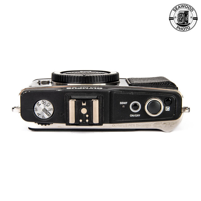 Olympus Pen E-P2 12.2MP GOOD