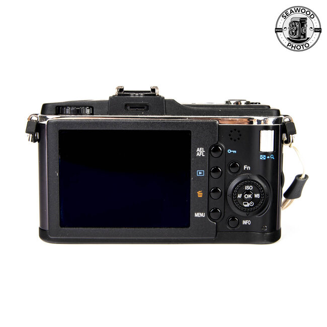 Olympus Pen E-P2 Low Shutter-EXCELLENT