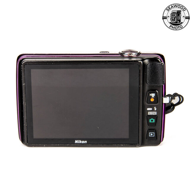 Nikon CoolPix S4300 16 MP - GOOD-