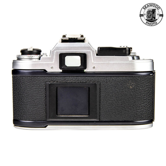 Nikon FG w/50mm f/1.8 GOOD