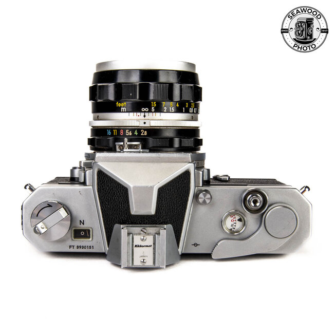 Nikkormat FTN w/ Nikkor-S 35mm F/.2.8 GOOD