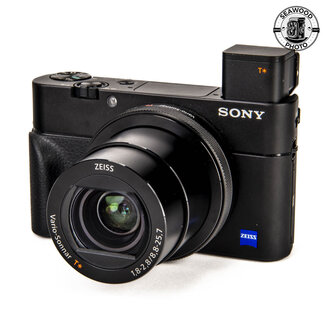 Sony Sony Cyber-Shot RX100 V 20.1MP EXCELLENT