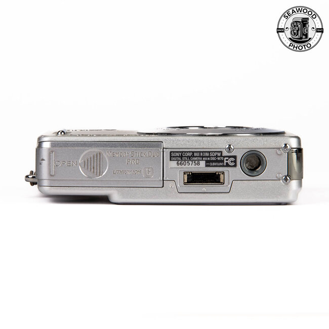 Sony Cyber-Shot DSC-W70 7.2MP - GOOD +