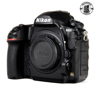 Nikon Nikon D850 LOW SHUTTER COUNT EXCELLENT