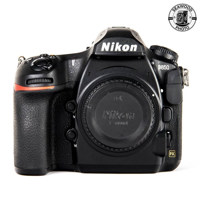 Nikon D850 LOW SHUTTER COUNT EXCELLENT
