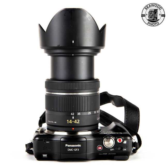 Lumix DMC-GF3 w/ 14-42mm F3.5-5.6 ASPH. GOOD