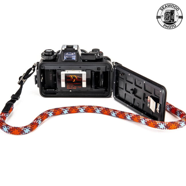 Nikonos V Underwater Camera w/ Nikkor 35mm f/2.5 EXCELLENT