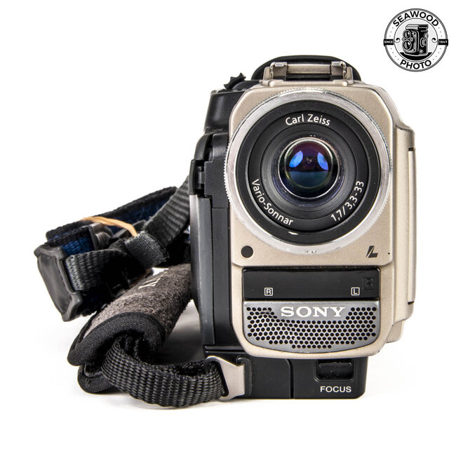 Sony DCR-TRV8 Handy Cam GOOD-
