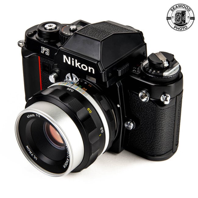 Nikon F3 w/ Voigtlander Ultron 40mm f/2 EXCELLENT