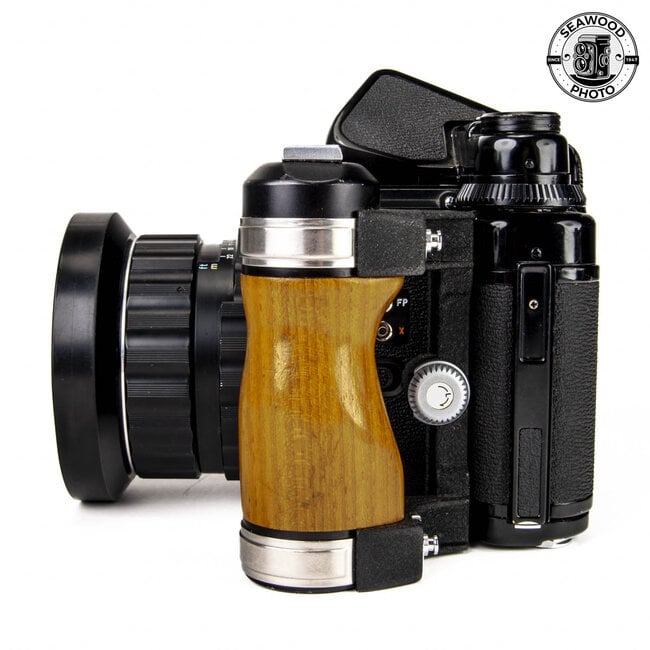 Pentax 67 Camera Kit w/ 55mm f/3.5, TTL Prism, & Grip GOOD