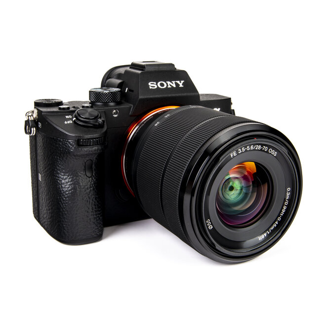 Sony A7 III 24MP w/ 28-70mm LOW SHUTTER EXCELLENT