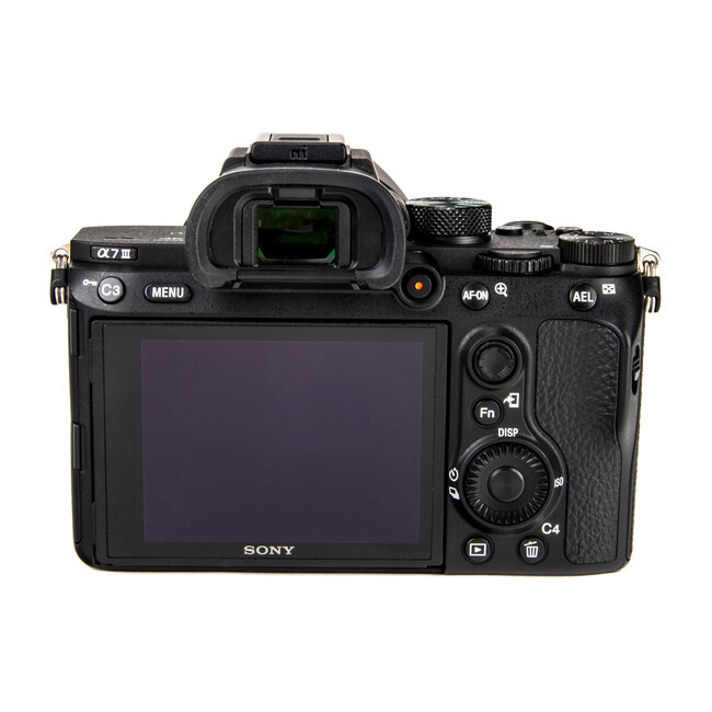 Sony A7 III 24MP w/ 28-70mm LOW SHUTTER EXCELLENT