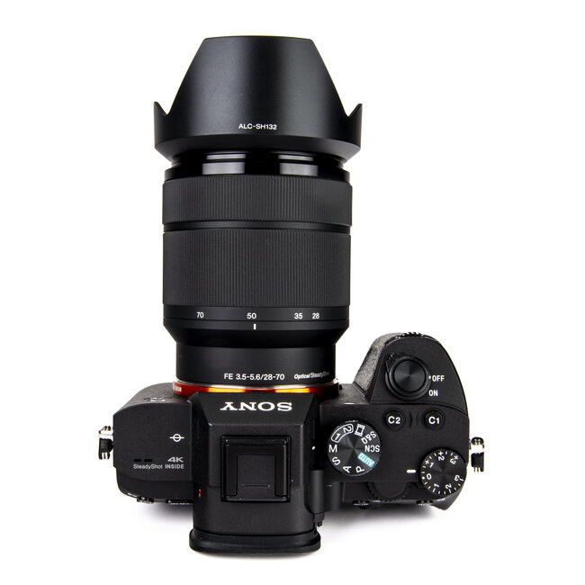 Sony A7 III 24MP w/ 28-70mm LOW SHUTTER EXCELLENT