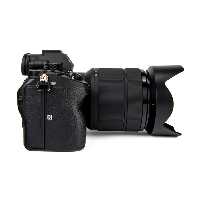 Sony A7 III 24MP w/ 28-70mm LOW SHUTTER EXCELLENT