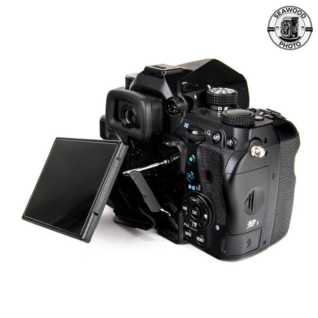 Pentax K-1 DSLR 36.4MP Full Frame Digital Camera Body GOOD+