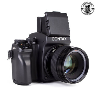Contax Contax 645 w/ Planar 80mm f/2, AE Prism, Waist level, & Extra Back EXCELLENT