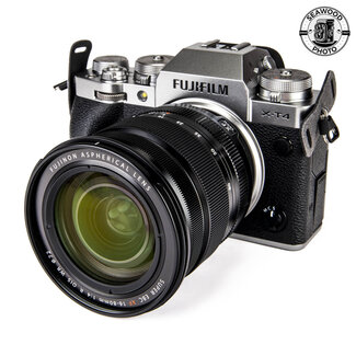 Fujifilm Fujifilm X-T4 26.1mp Camera w/16-80mm f/4 R O.I.S. WR Like New