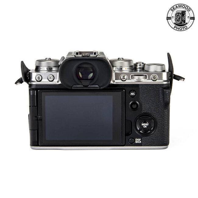 Fujifilm X-T4 26.1mp Camera w/16-80mm f/4 R O.I.S. WR Like New