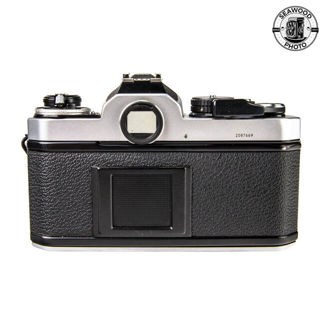 Nikon FE2 w/ Nikkor-S.C 50mm F1.4 GOOD