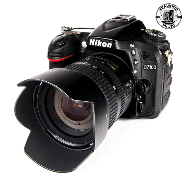 Nikon D7100 w/18-70 f/3.5-4.5 LOW SHUTTER COUNT  24.1 MP GOOD-