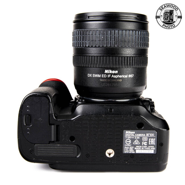 Nikon D7100 w/18-70 f/3.5-4.5 LOW SHUTTER COUNT  24.1 MP GOOD-