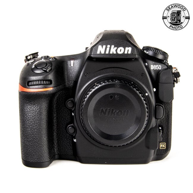 Nikon D850 45.7MP Only 8 Shots! Like New