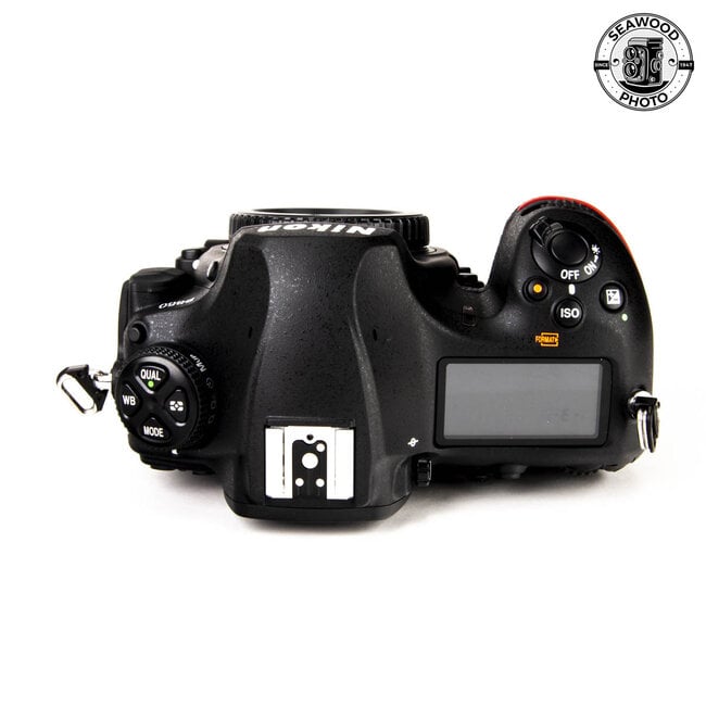 Nikon D850 45.7MP Only 8 Shots! Like New