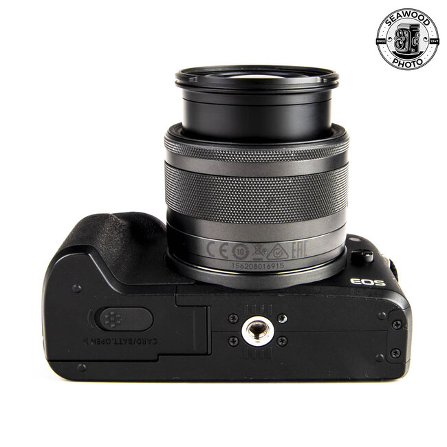 Canon EOS M50 Mark II 24.1 MP w/15-45mm f/3.5-6.3 EXCELLENT