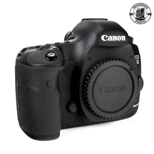 Canon EOS 5D Mark III 22.3MP UNDER 40 SHOTS! EXCELLENT