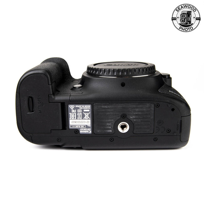 Canon EOS 5D Mark III 22.3MP UNDER 40 SHOTS! EXCELLENT