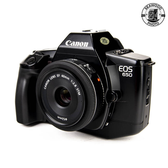 Canon EOS 650 W/ 40mm f2.8 STM Pancake GOOD