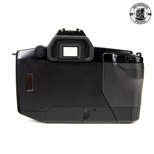 Canon EOS 650 W/ 40mm f2.8 STM Pancake GOOD