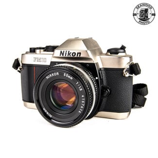 Nikon Nikon FM10 w/ 50mm f1.8 AIS GOOD