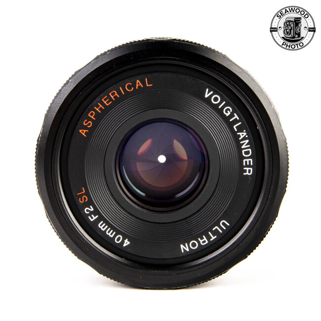 Voigtlander Nikon-F 40mm f2 SL w/ LH-40N Hood and Close Up Lens  GOOD+