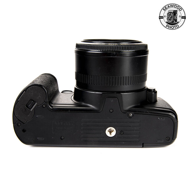 Canon Rebel XS w/ 35-80mm f4-5.6 III GOOD+