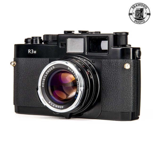Voigtlander R3M w/40mm f1.4 Nokton Classic GOOD+