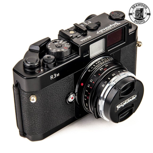 Voigtlander R3M w/40mm f1.4 Nokton Classic GOOD+