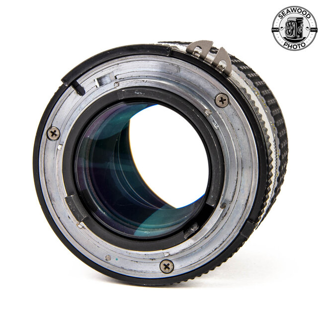 Nikon 105mm f/2.5 Ai-S EXCELLENT