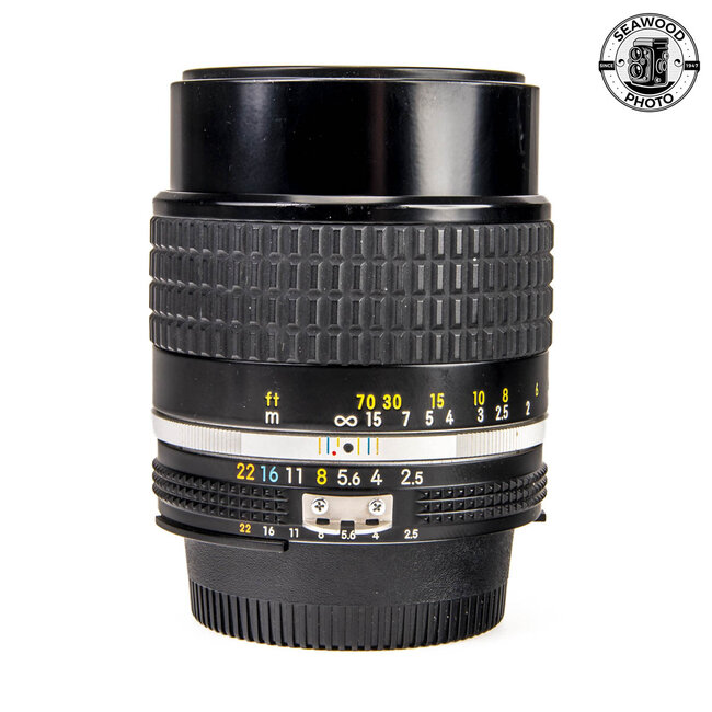Nikon 105mm f/2.5 Ai-S EXCELLENT