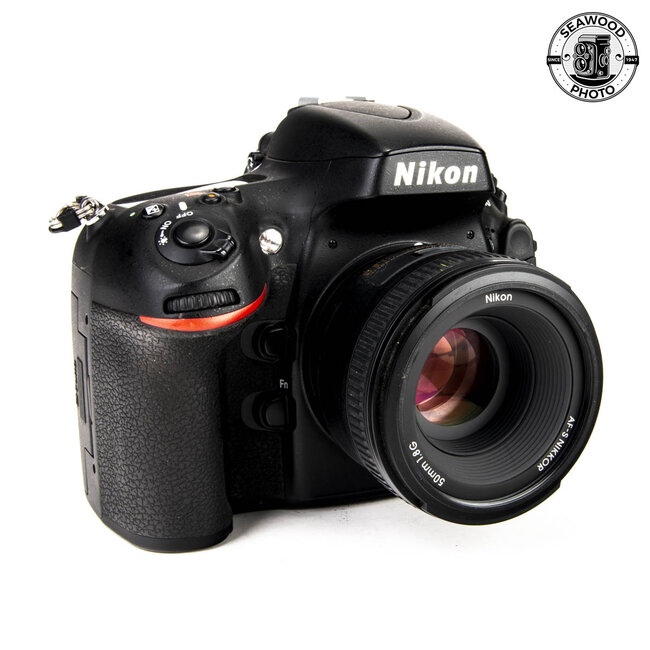 Nikon D800 w/ 50mm f1.8 (AS-IS) No returns, No warranty