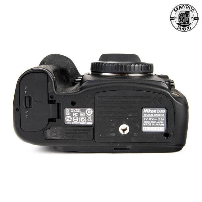 Nikon D800 36.3MP Body Only LOW SHUTTER GOOD+